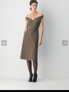 Aritzia Babaton Andrea Dress